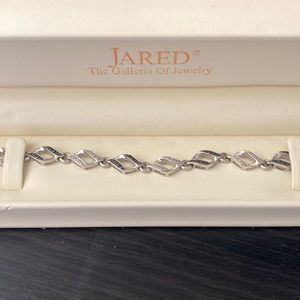 Black and silver bracelet from Jared